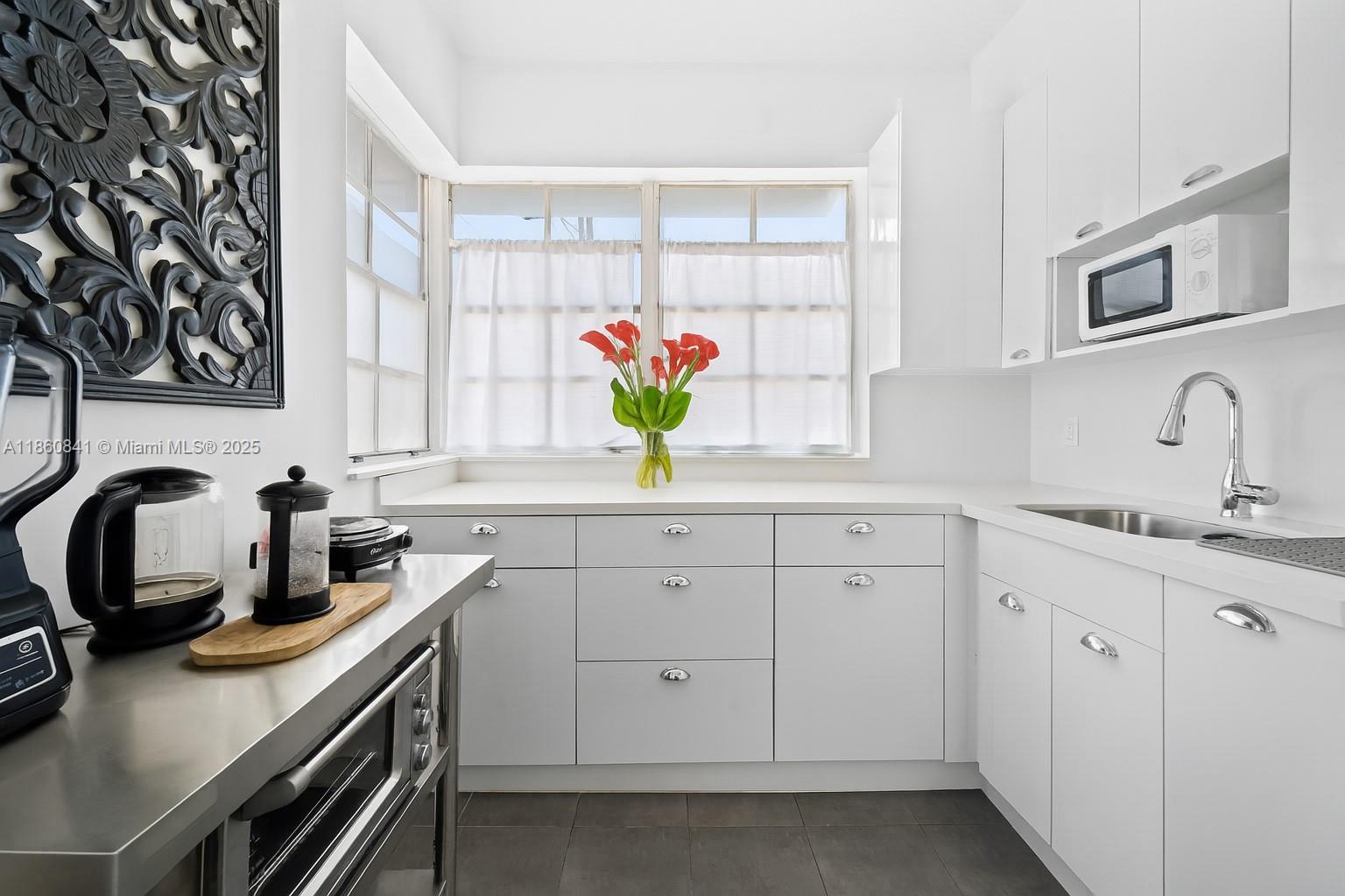 1005 Meridian Ave # 7, Miami Beach FL 33139