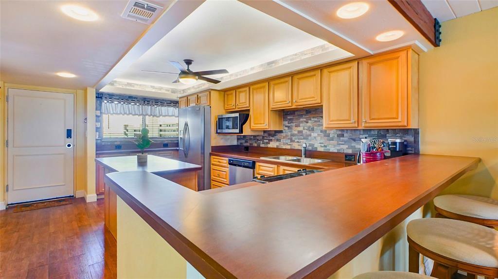 7150 SUNSET UNIT 903E, ST PETE BEACH, FL — photo 5 of 26