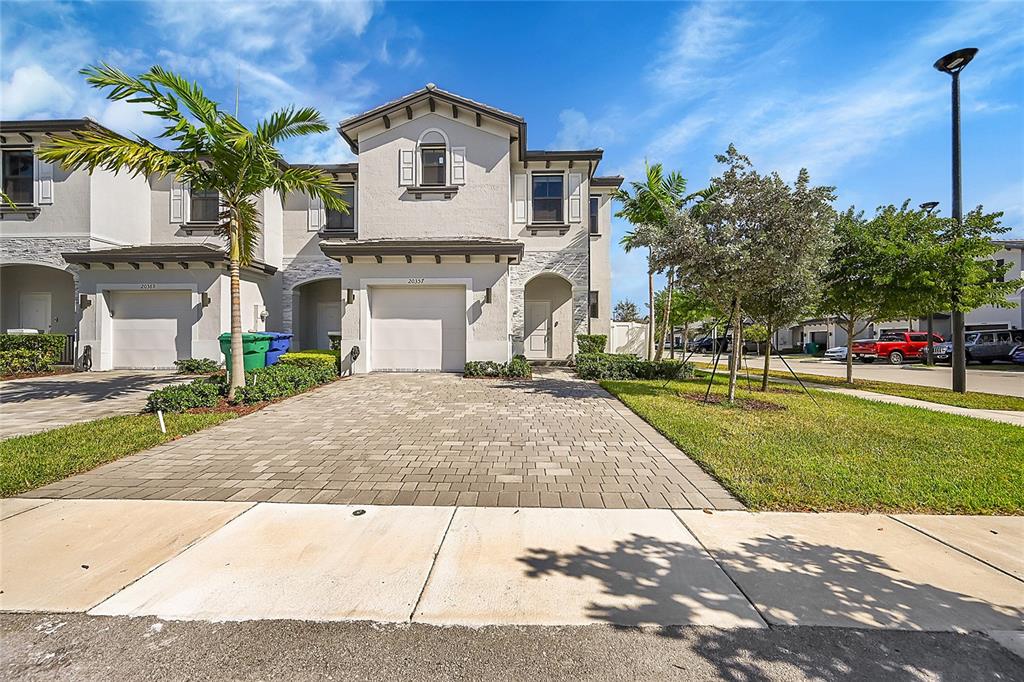 20357 NW 4TH PATH, MIAMI, FL — photo 2 of 30
