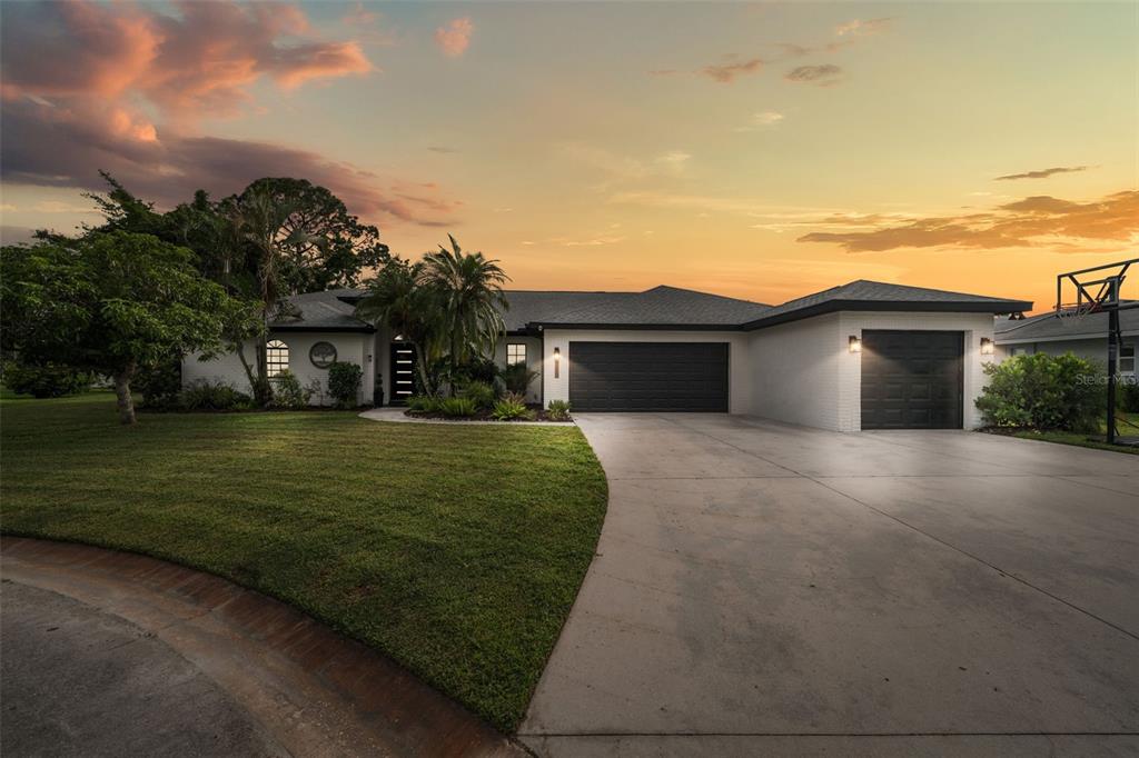 4252 BOSWELL PLACE, SARASOTA, FL — photo 2 of 30