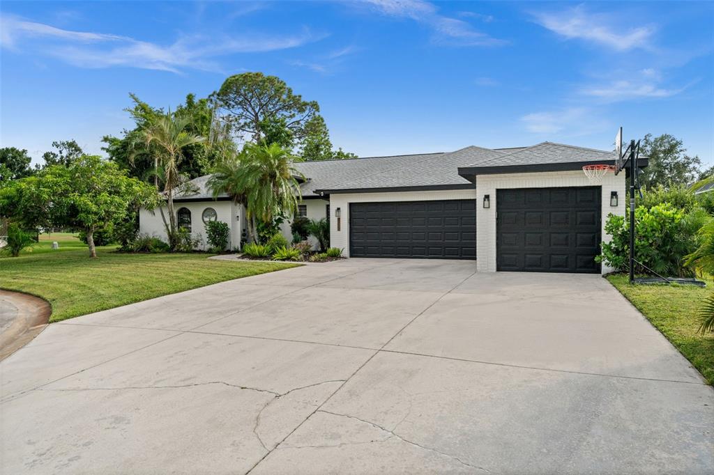 4252 BOSWELL PLACE, SARASOTA, FL — photo 3 of 30