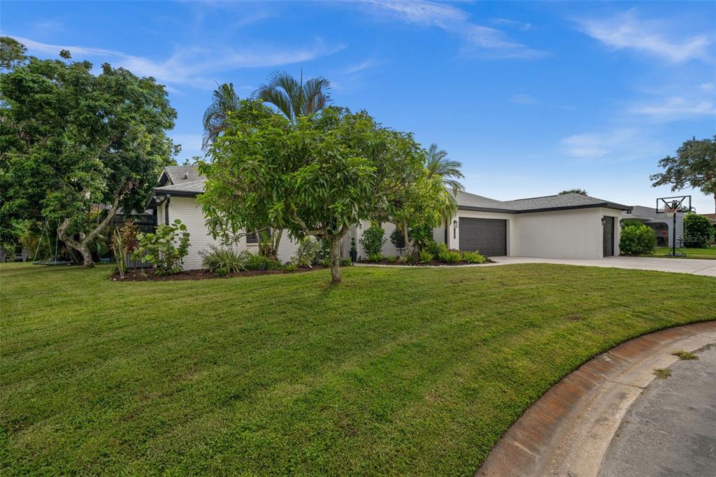 4252 BOSWELL PLACE, SARASOTA, FL — photo 5 of 30