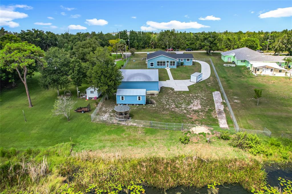 1200 LUCERNE LOOP
