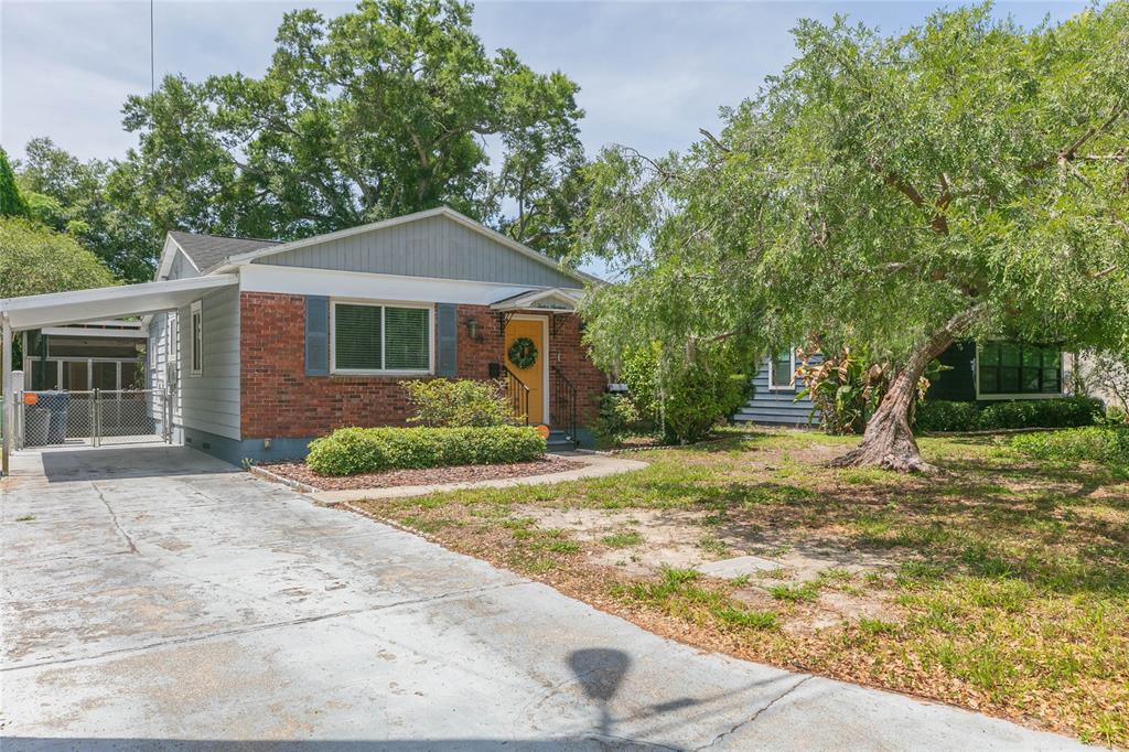 1219 E FLORA STREET