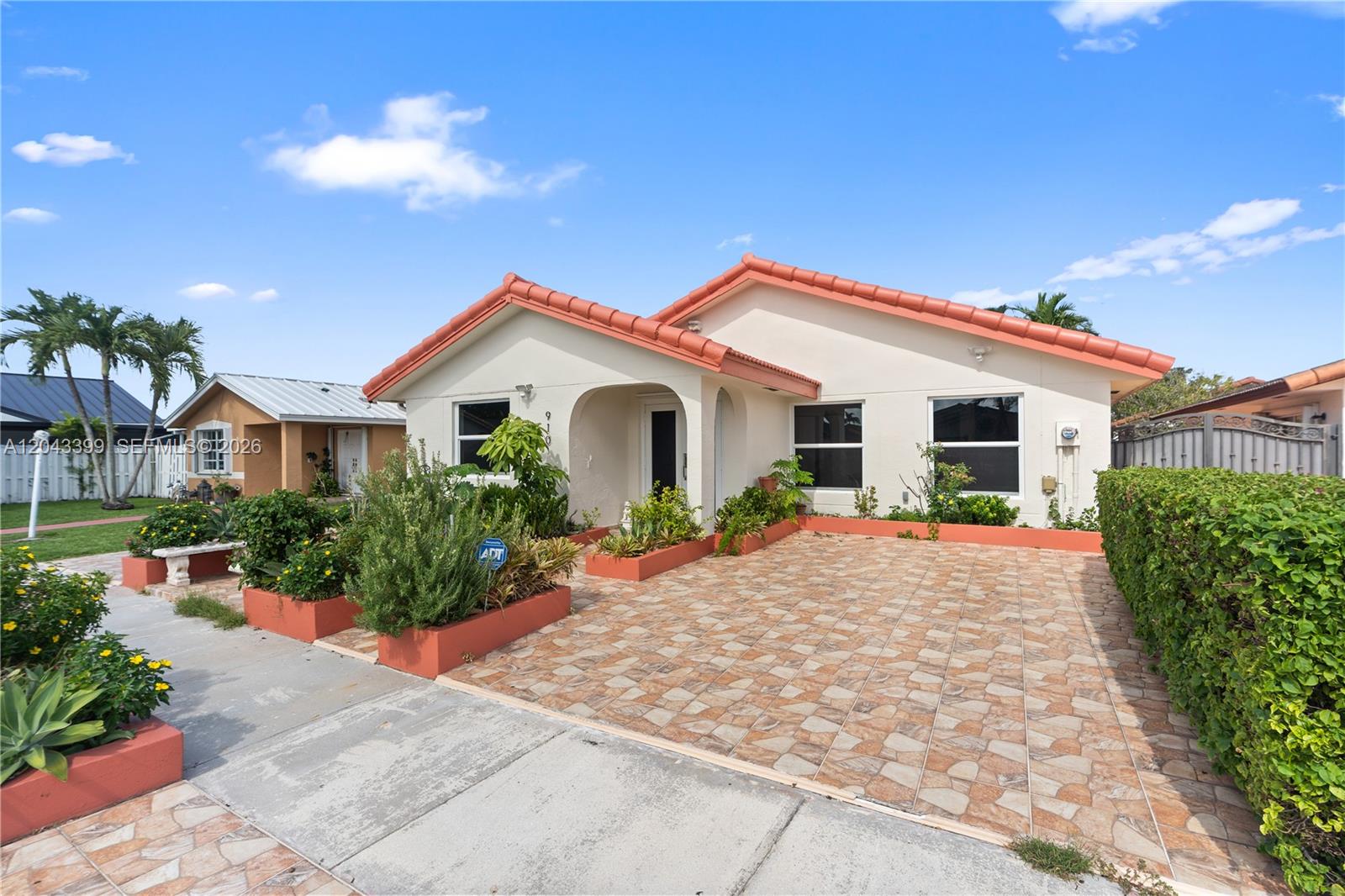 910 SW 140th Ave, Miami FL 33184