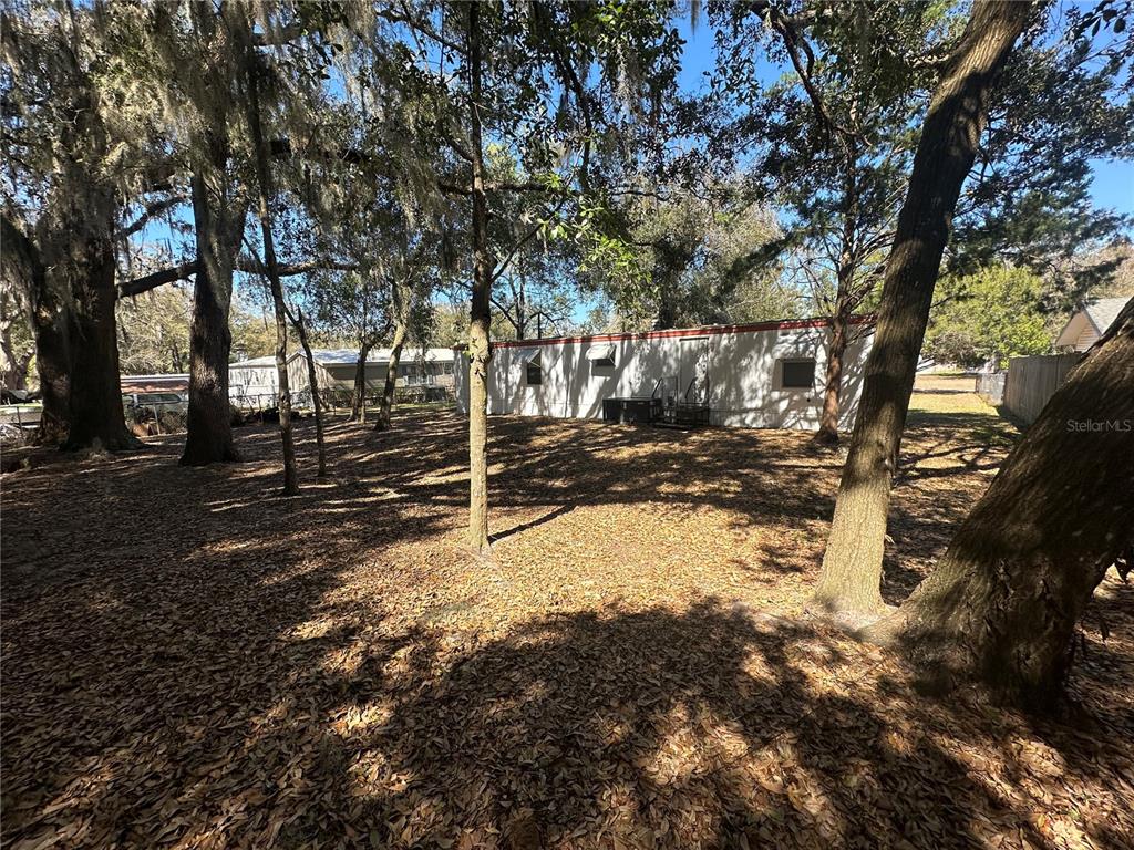 9150 SE 142ND PLACE, SUMMERFIELD, FL — photo 5 of 15
