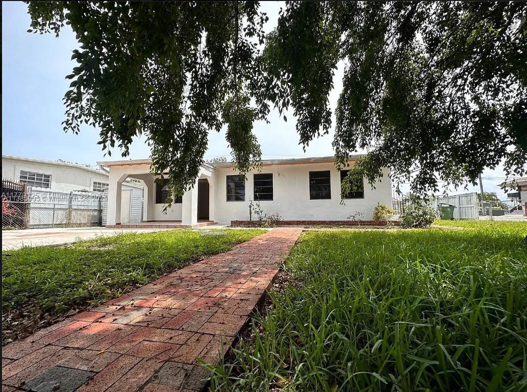 602 E 50th St, Hialeah FL 33013