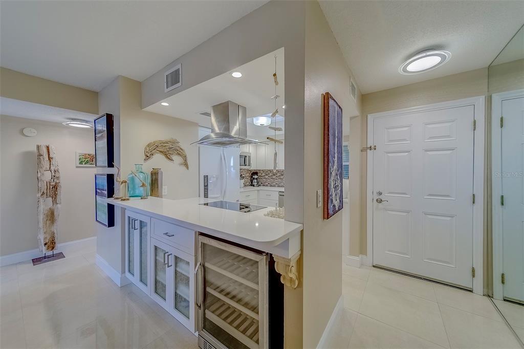 3500 GULF BOULEVARD UNIT 409, BELLEAIR BEACH, FL — photo 4 of 30