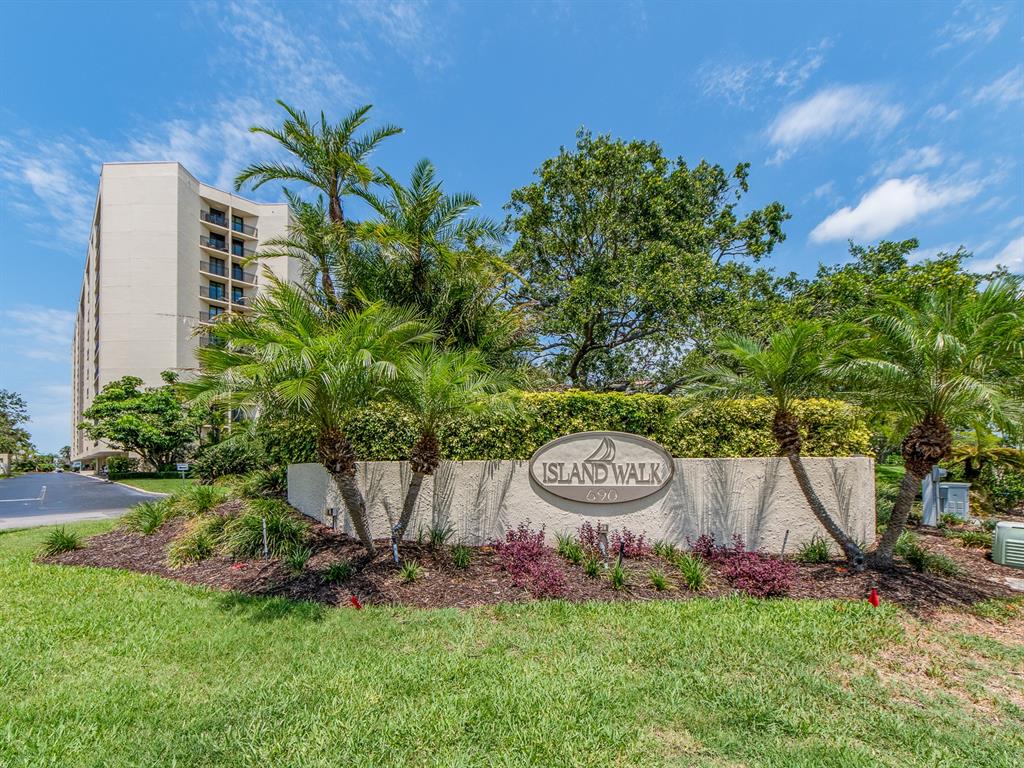 690 ISLAND WAY UNIT 1112