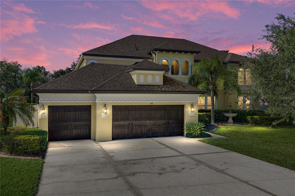 360 OAK LANDING DRIVE