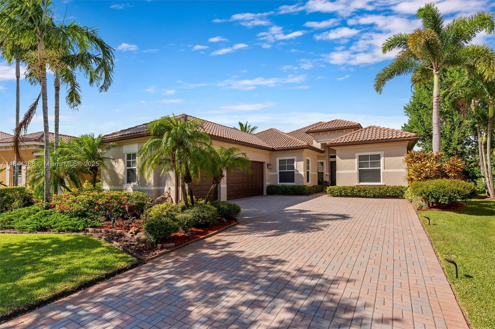 11425 NW 75th Mnr, Parkland FL 33076