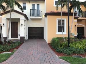 6960 Long Pine Circle, Coconut Creek FL 33073