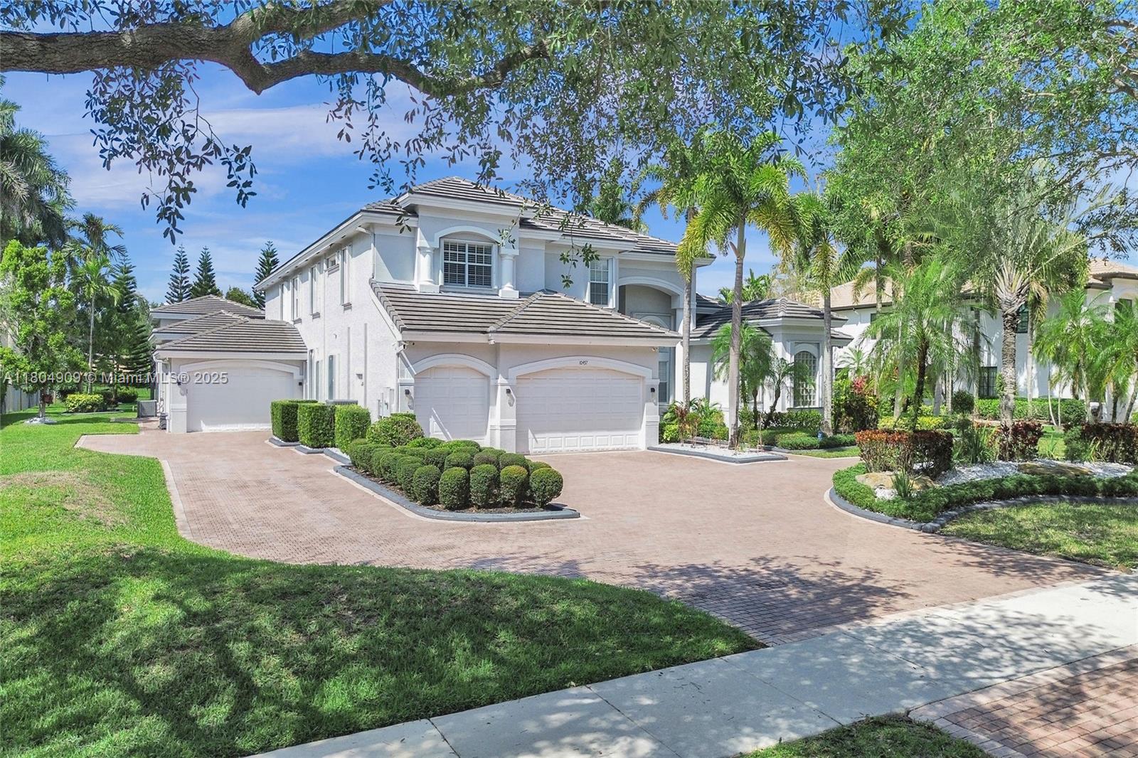 10457 Laurel Rd, Davie FL 33328
