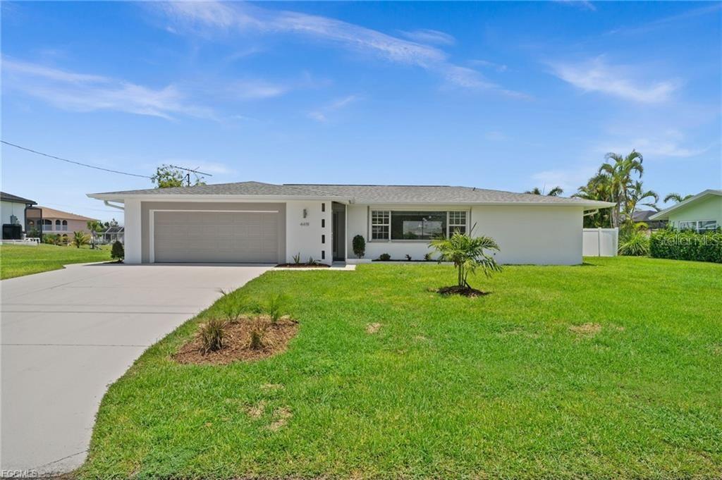 4424 N BAY CIRCLE
