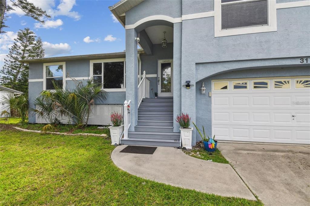 317 SHORE DRIVE E, OLDSMAR, FL — photo 4 of 30