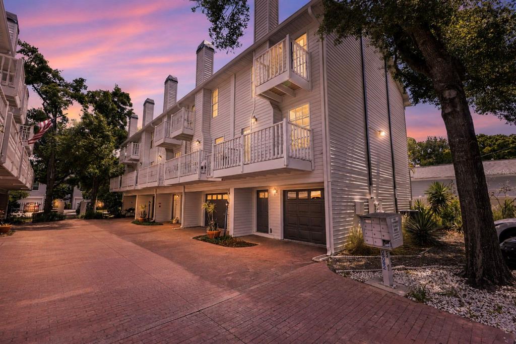 502 S WILLOW AVENUE UNIT 6