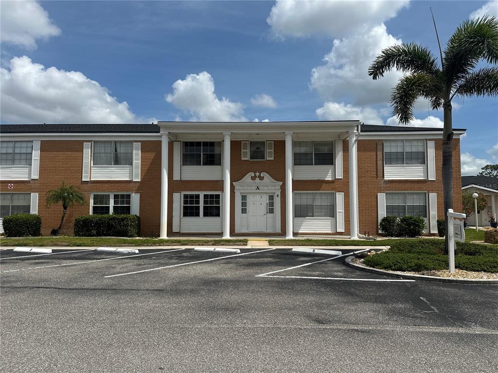 4158 TAMIAMI TRAIL UNIT A5