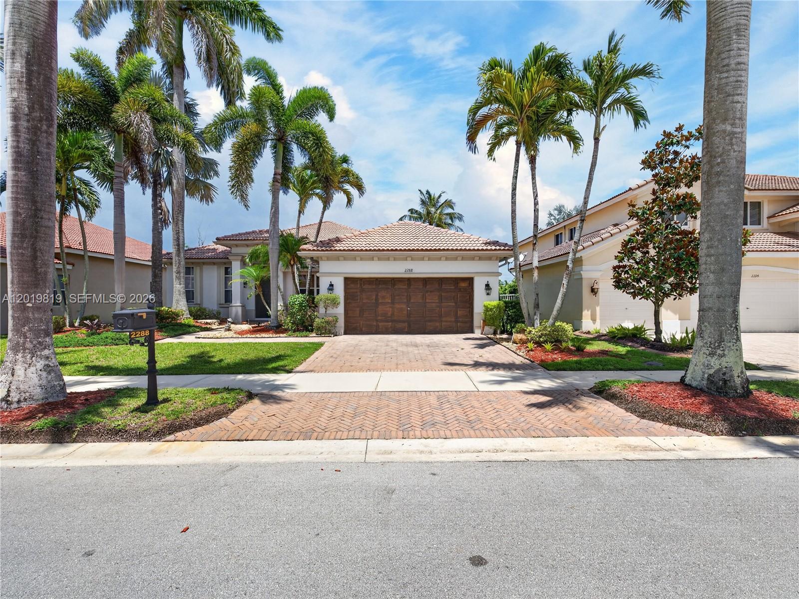 2288 Quail Roost Dr, Weston FL 33327