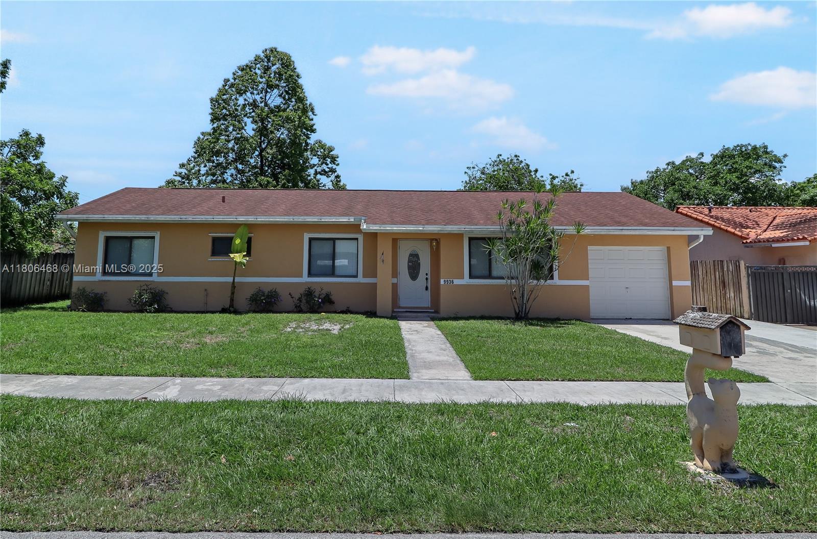 9936 SW 155th St, Miami FL 33157