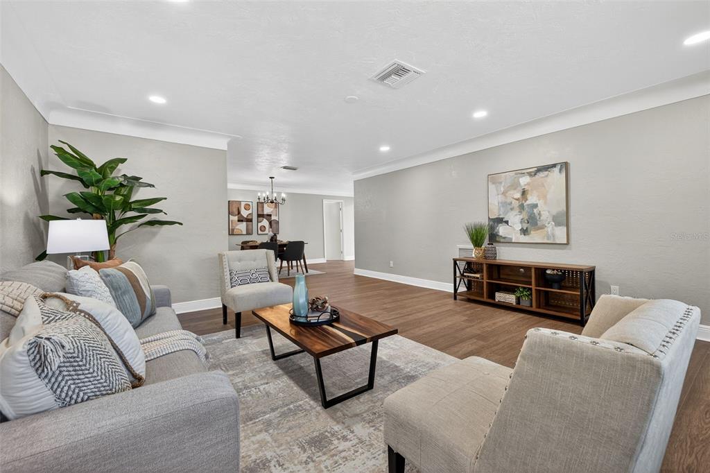 13690 87TH PLACE N, SEMINOLE, FL — photo 3 of 24