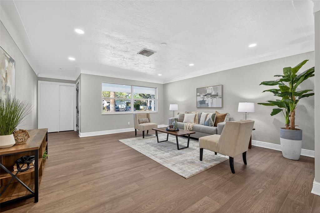 13690 87TH PLACE N, SEMINOLE, FL — photo 4 of 24