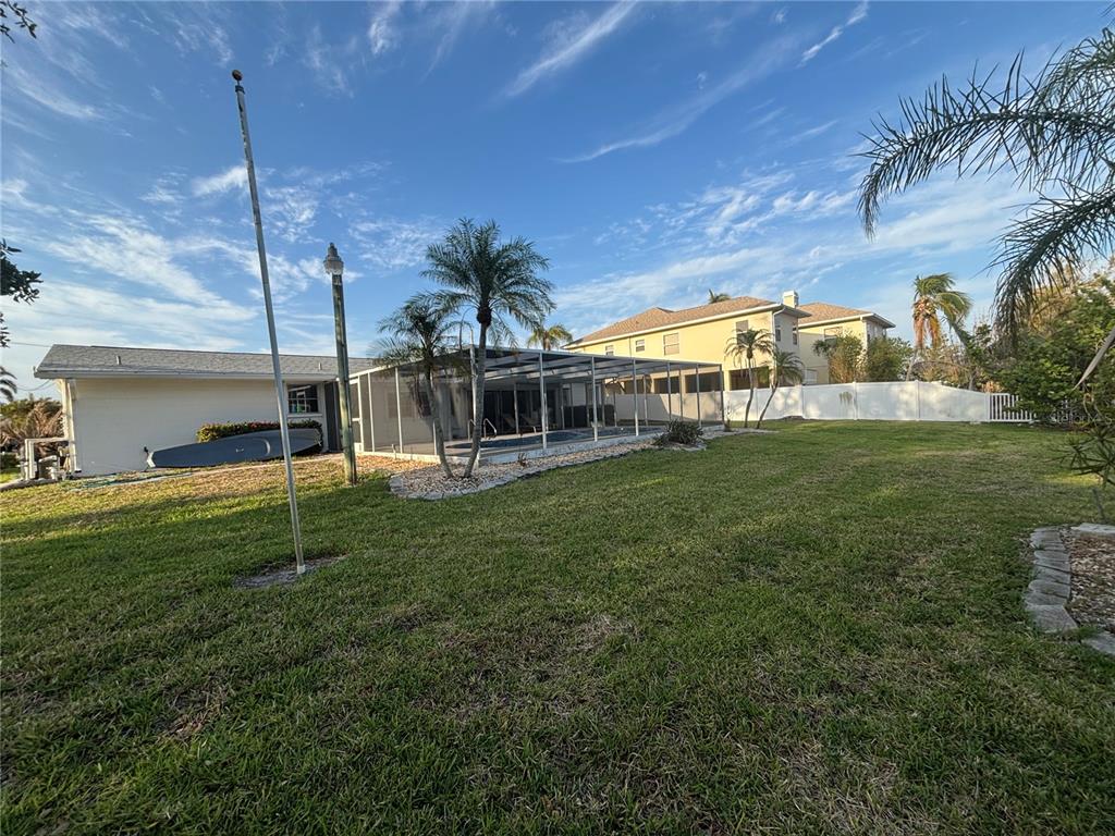 4411 DOLPHIN LANE, PALMETTO, FL — photo 2 of 21