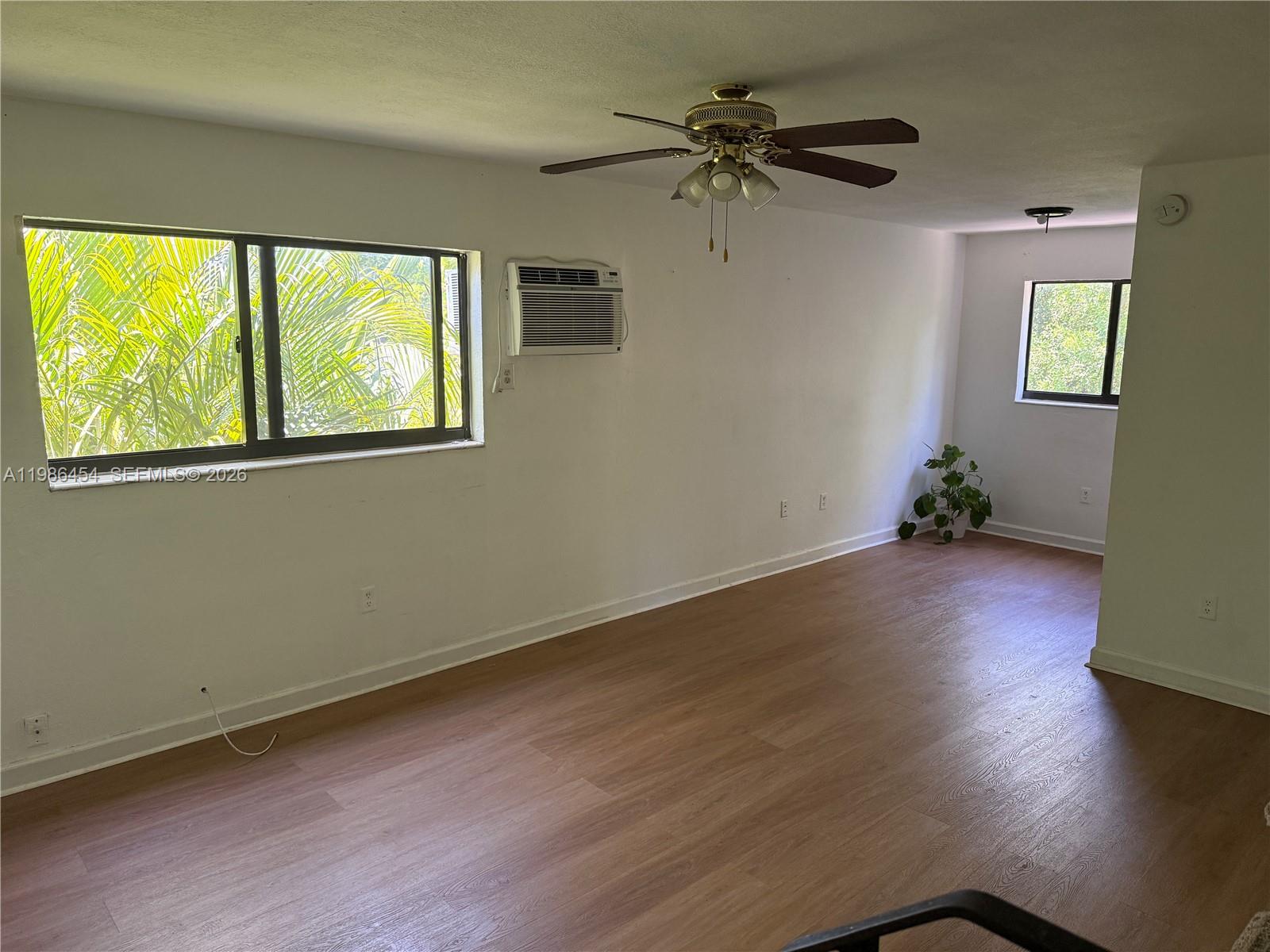 180 NE 71st St # 3, Miami FL 33138