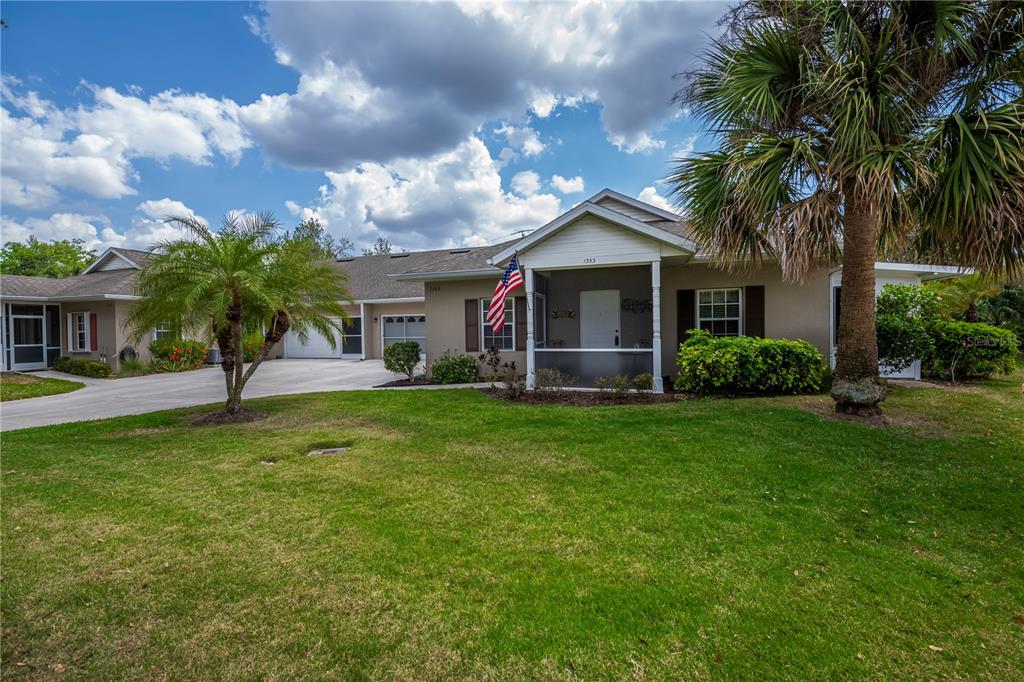 1353 RED OAK LANE