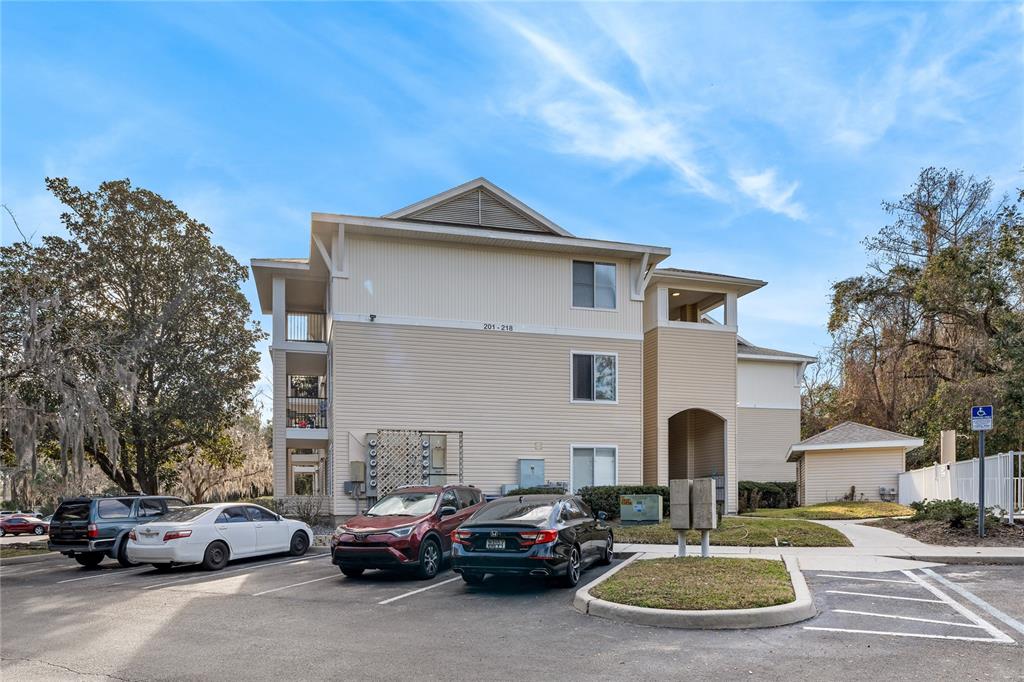 3921 SW 34TH STREET UNIT 211