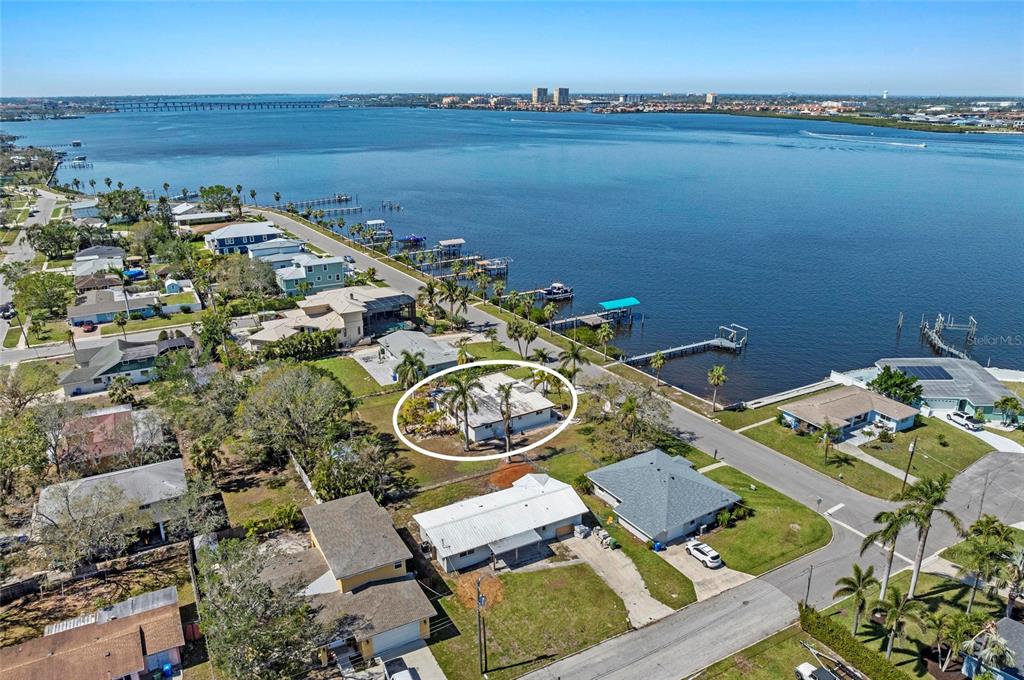 2014 RIVERSIDE DRIVE E