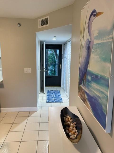 1001 BENJAMIN FRANKLIN DRIVE UNIT 212, SARASOTA, FL — photo 2 of 13