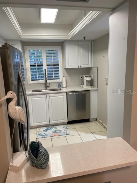 1001 BENJAMIN FRANKLIN DRIVE UNIT 212, SARASOTA, FL — photo 3 of 13