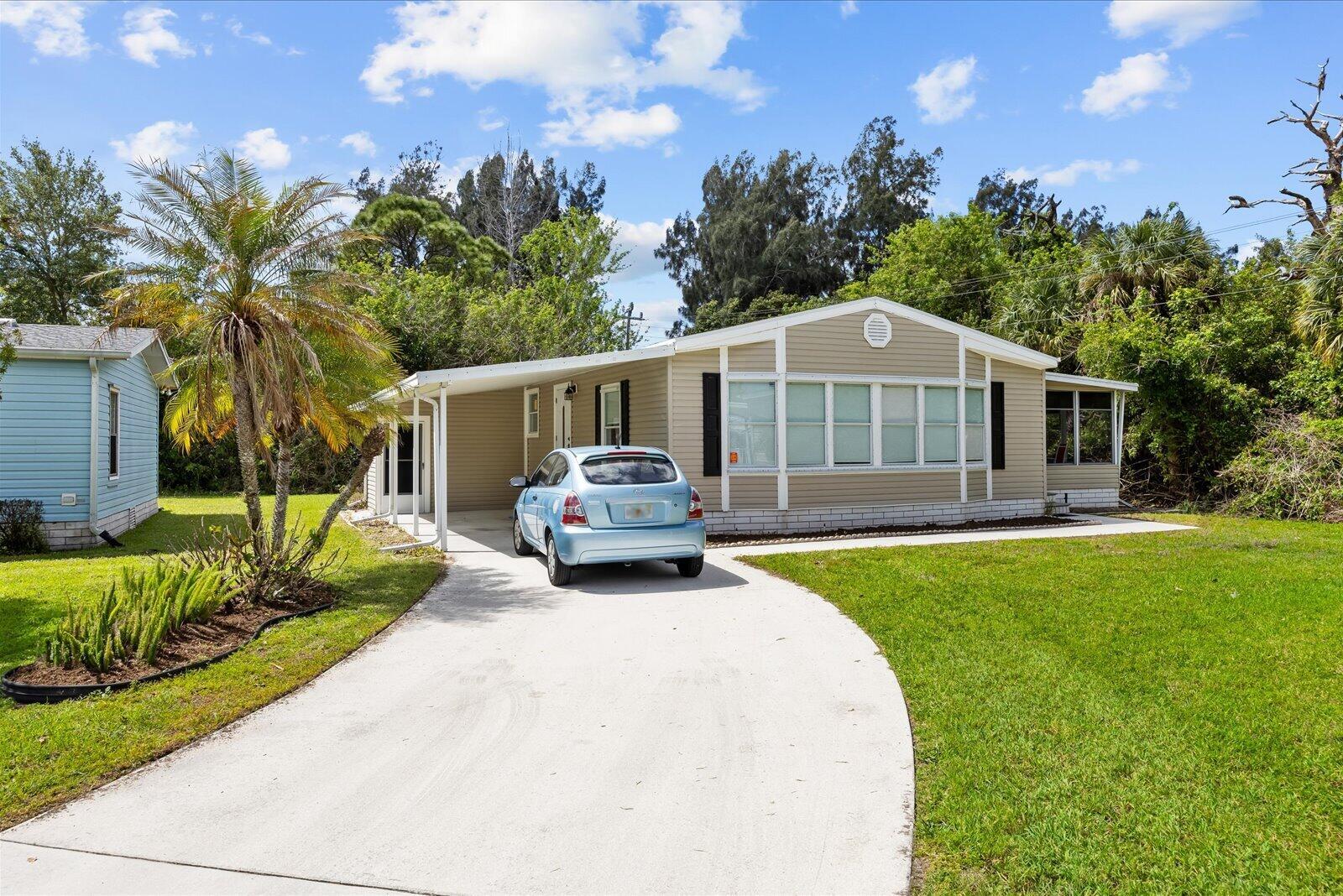 5683 Hemingway Court, Fort Pierce FL 34982
