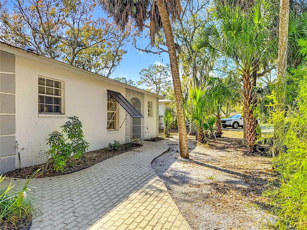 608 N JEFFERSON AVENUE UNIT 30