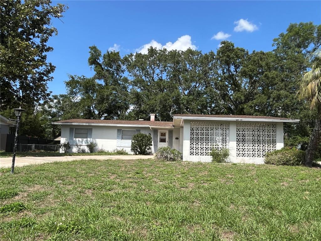1310 LEE COURT