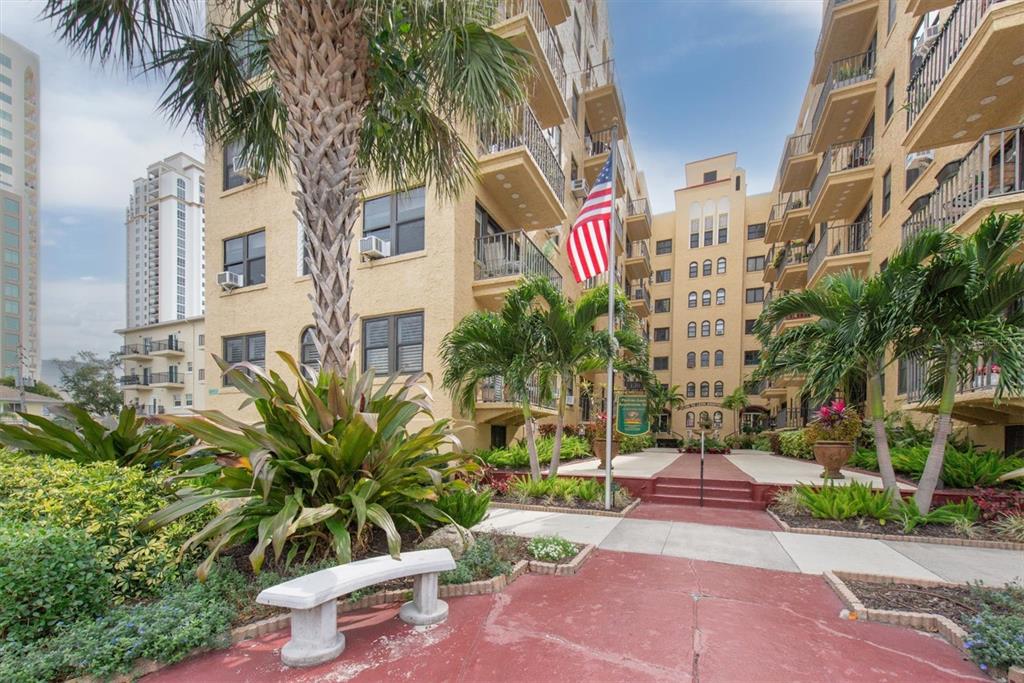 130 4TH AVENUE N UNIT 201