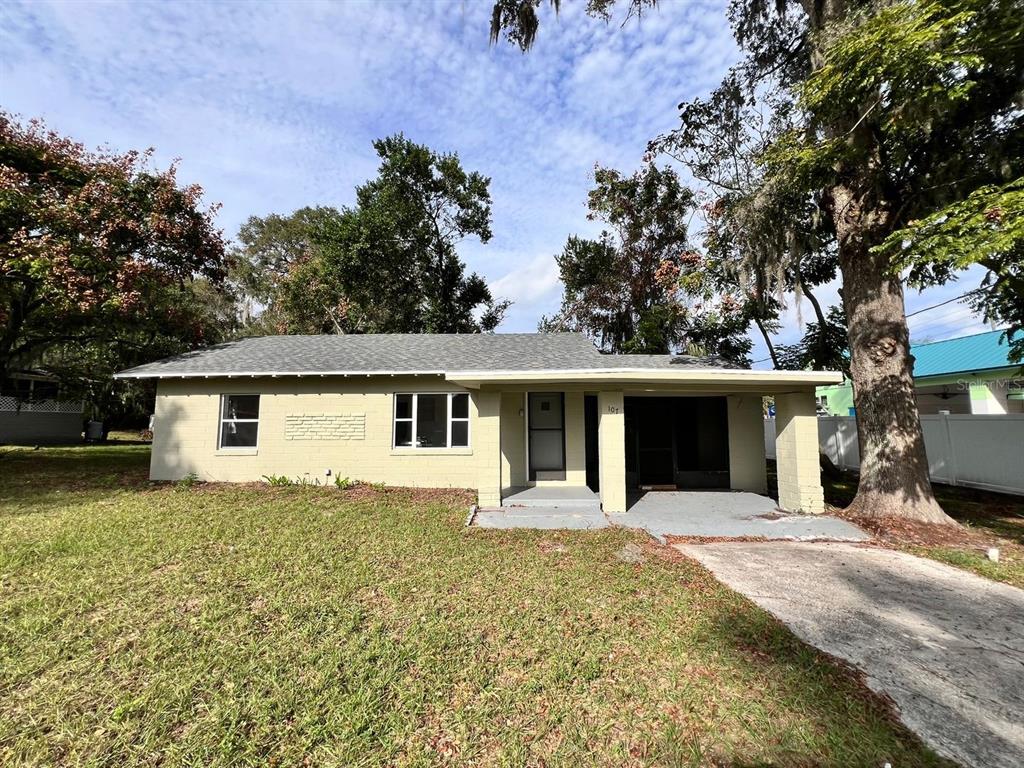 107 OAKLAND DRIVE