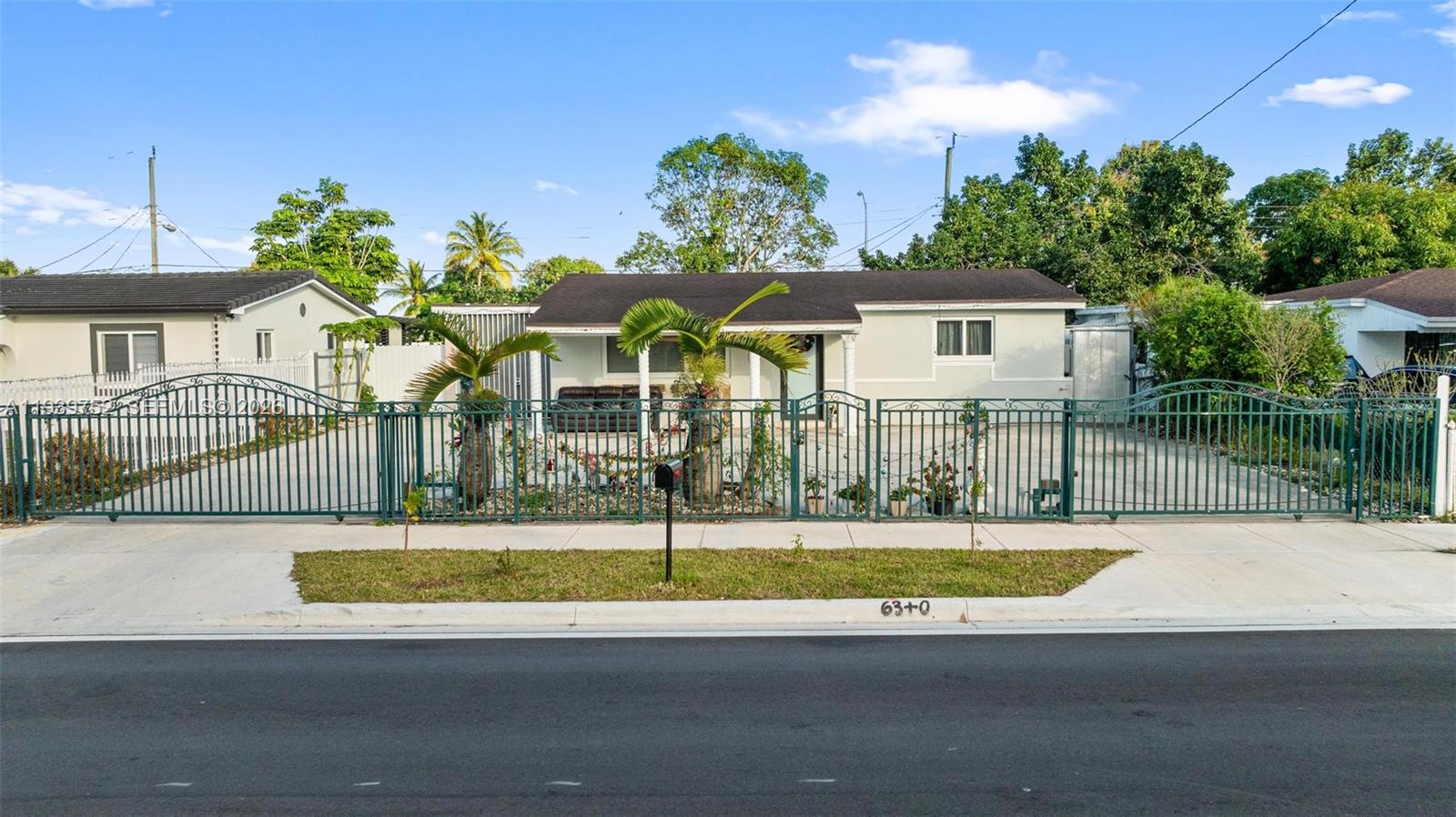 325 SE 9th Ave, Hialeah FL 33010