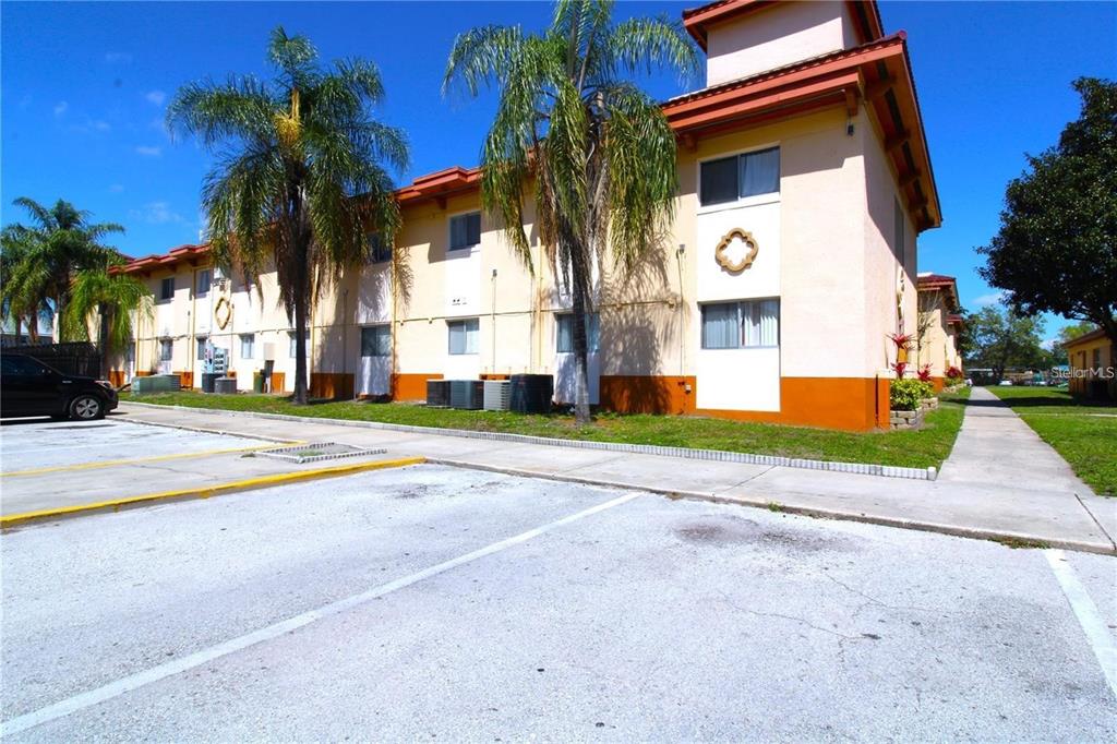 746 MCDOUGALL COURT UNIT 746, ORLANDO, FL — photo 3 of 29