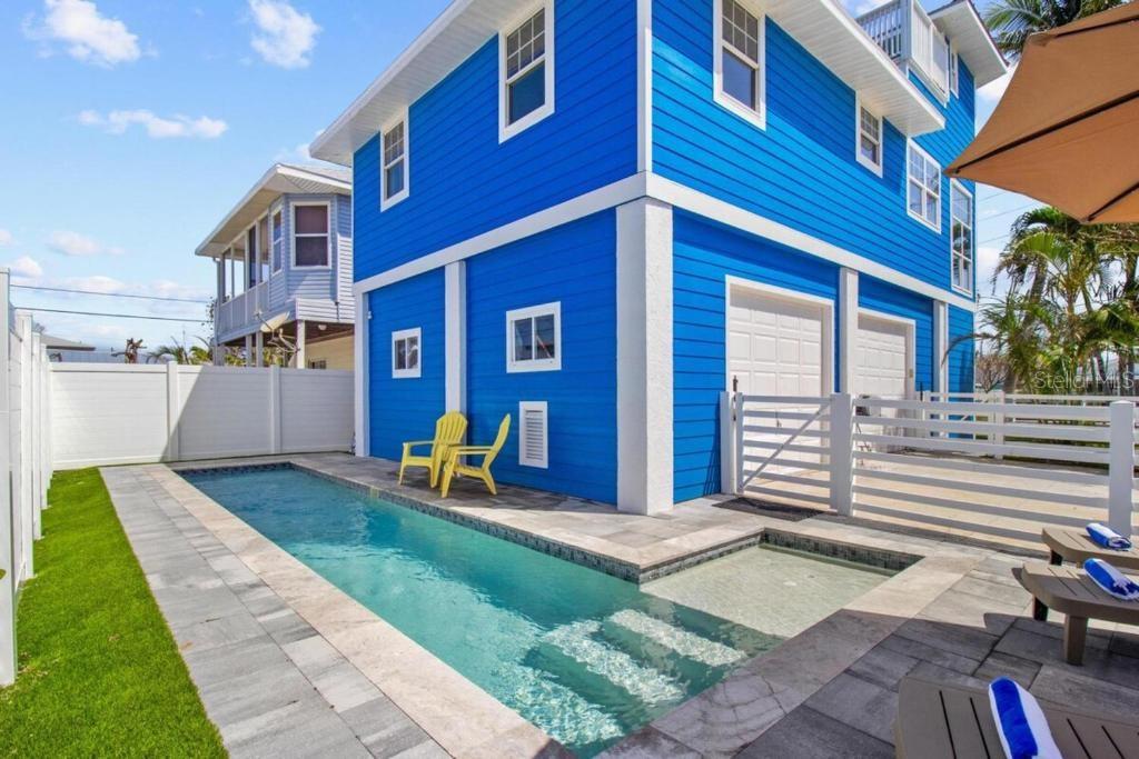 14500 N BAYSHORE DRIVE, MADEIRA BEACH, FL — photo 2 of 30