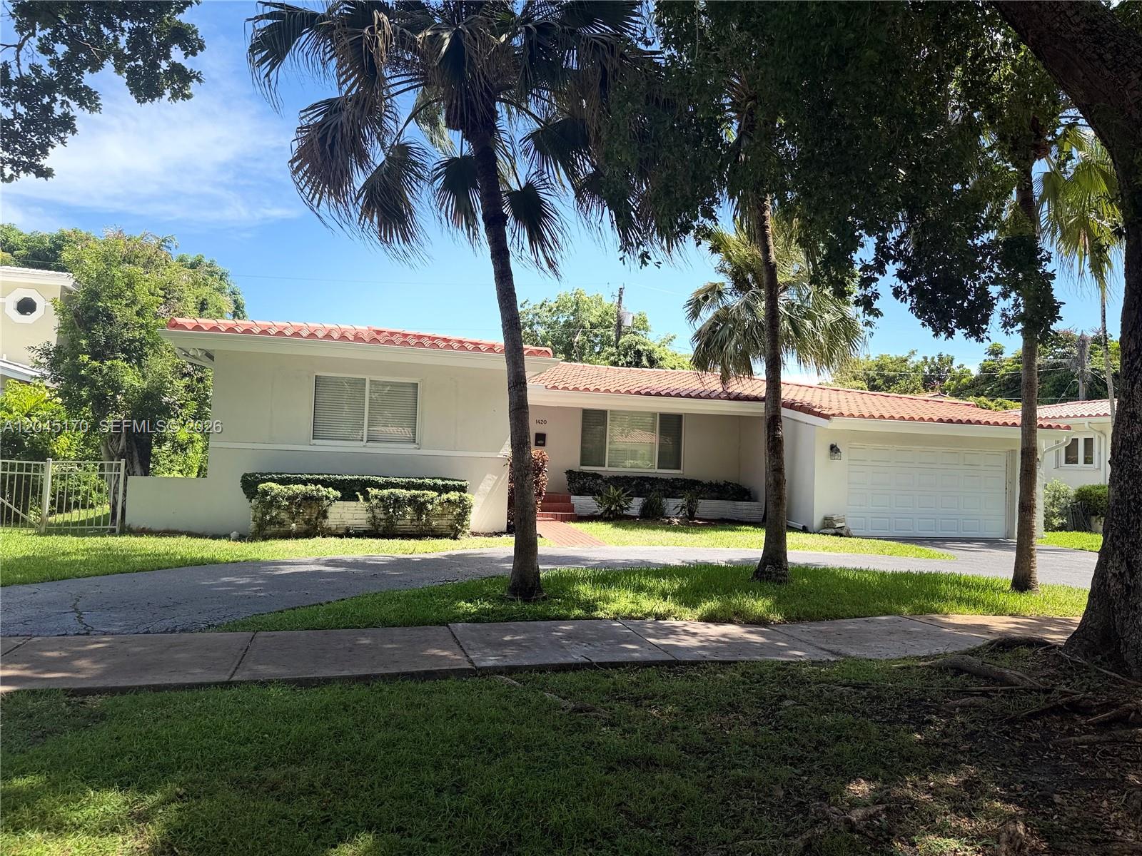 1420 Baracoa Ave, Coral Gables FL 33146