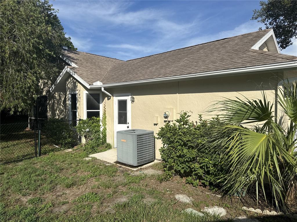 3174 57TH AVENUE CIRCLE E, BRADENTON, FL — photo 4 of 19