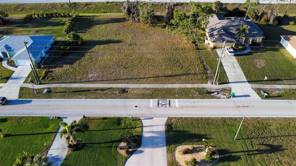 489 BOUNDARY, ROTONDA WEST, FL — photo 3 of 5