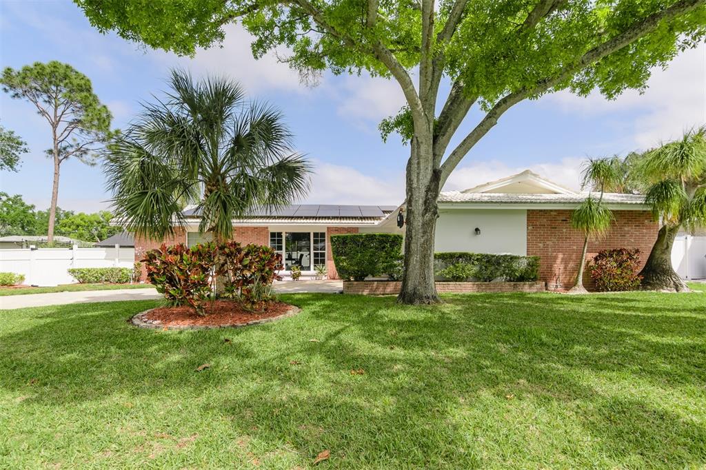 1228 INVERNESS DRIVE