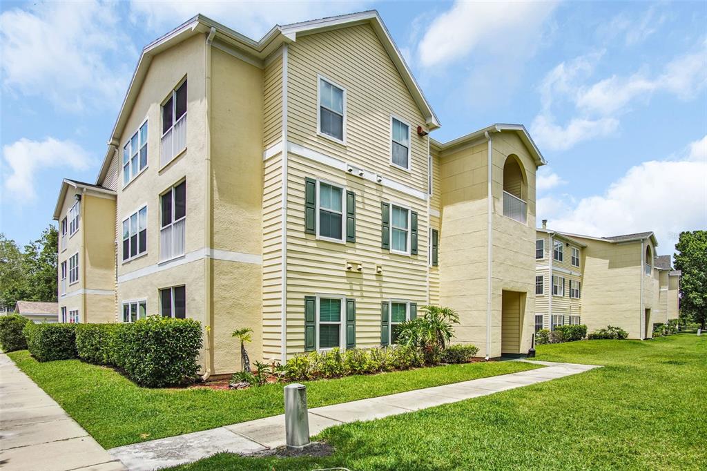 18245 BRIDLE CLUB DRIVE