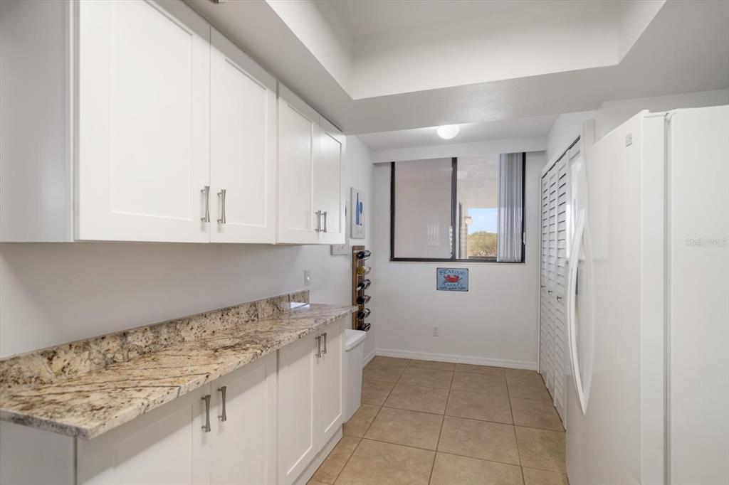 11730 SHIPWATCH DRIVE UNIT 305, LARGO, FL — photo 5 of 30