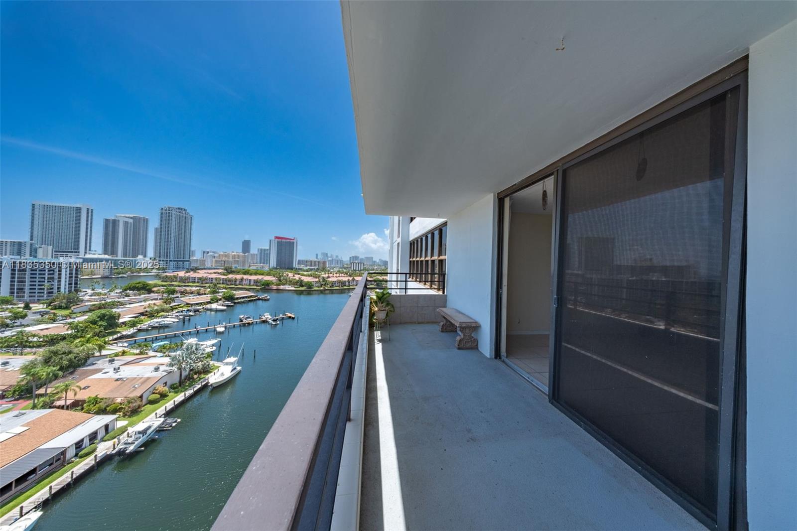 2500 Parkview Dr # 1502, Hallandale Beach FL 33009