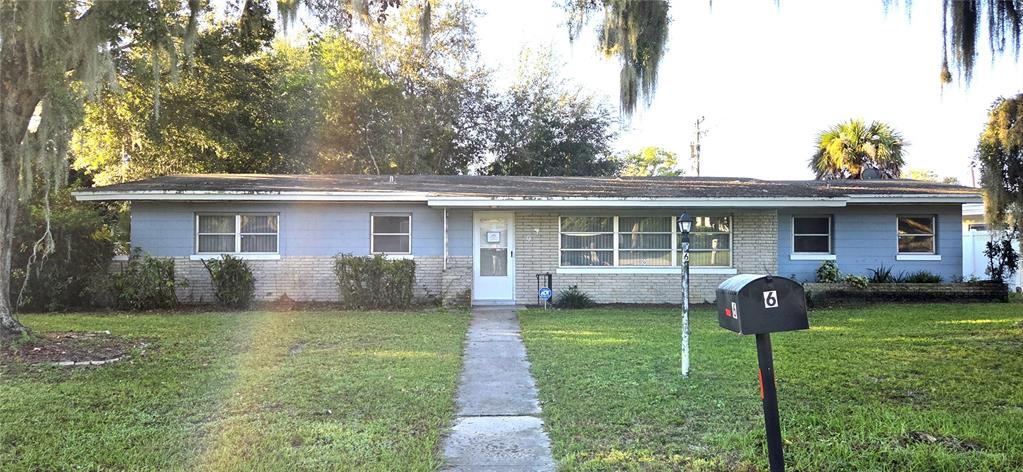 6 GOLFVIEW CIRCLE NE