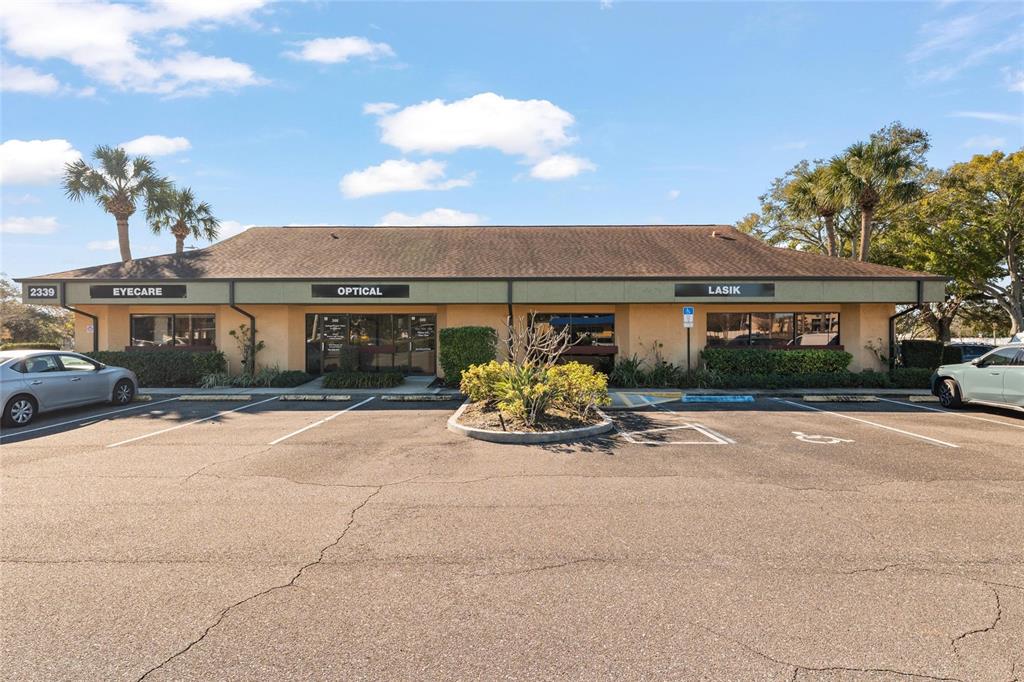 2339 SUNSET POINT ROAD UNIT C300-C302