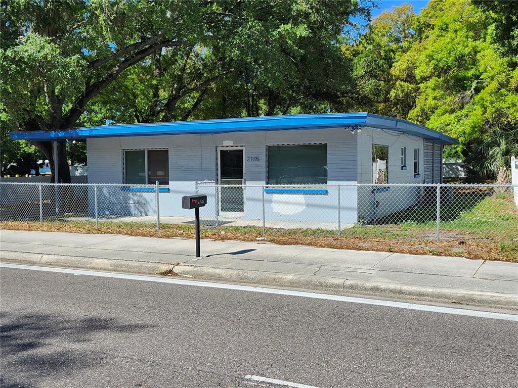 2135 2135 SOUTH 78TH STREET